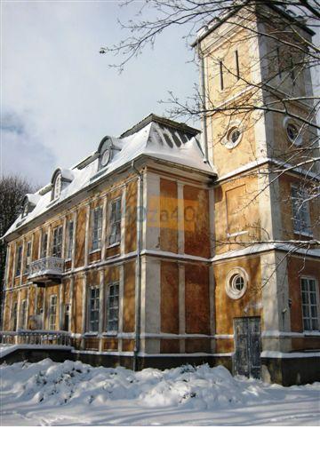Dom na sprzedaż1200 m2