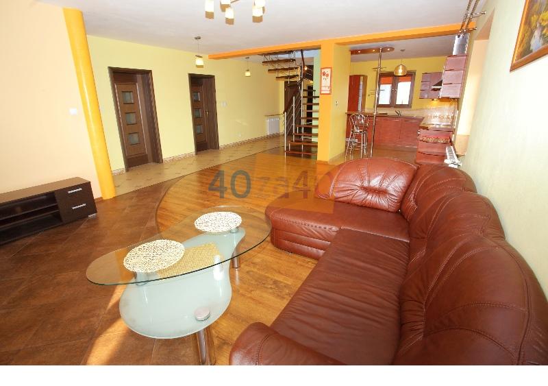 Dom na sprzedaż220 m2