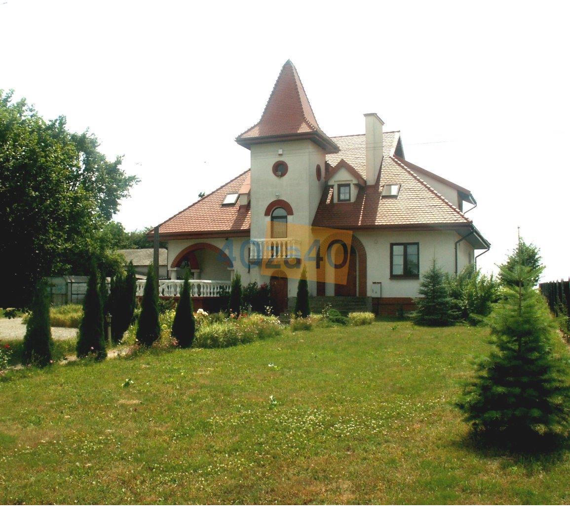 Dom na sprzedaż400 m2